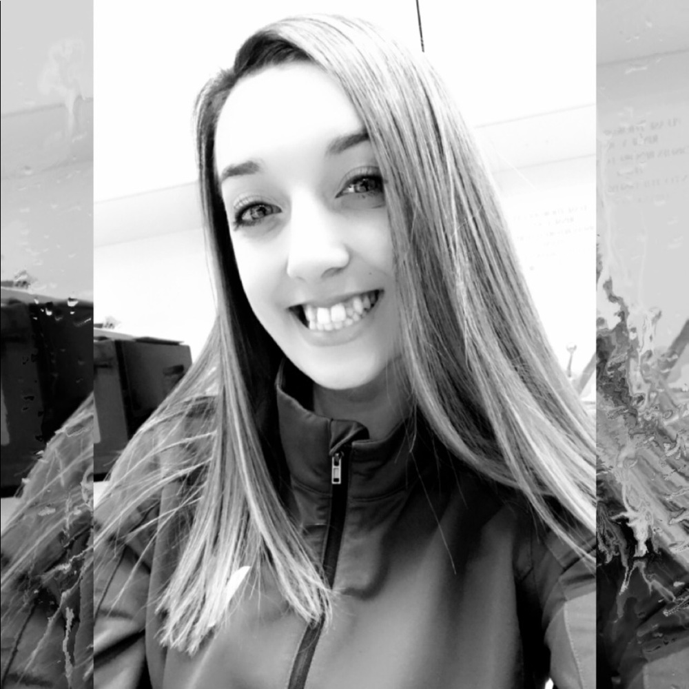 Meet your Posher, Ashley